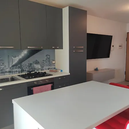 E02 - Verona - 4 Posti Letto