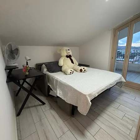 E02 - Verona - 4 Posti Letto ألبا أدرياتيكا